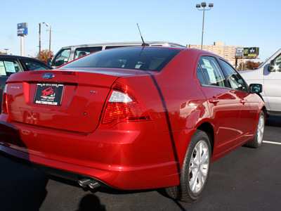 ford fusion 2012 red candy metallic sedan gasoline 4 cylinders front wheel drive 6 speed automatic 07735