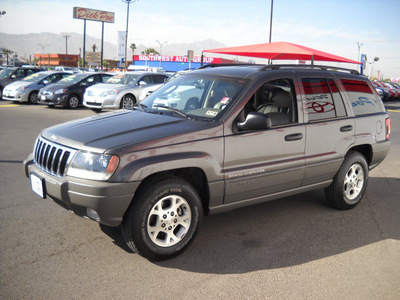 jeep grand cherokee 2002 gray suv sport gasoline 6 cylinders rear wheel drive automatic 79925