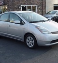 toyota prius 2008 silver hatchback hybrid 4 cylinders front wheel drive cont  variable trans  06019