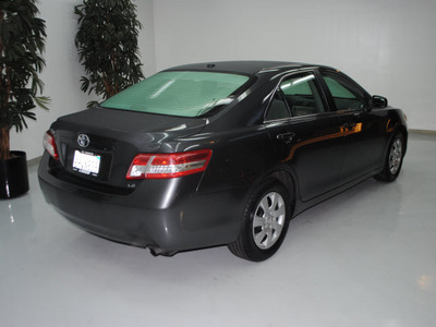 toyota camry 2010 dk  gray sedan le 4 cylinders front wheel drive automatic 91731