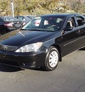toyota camry 2005 black sedan le gasoline 4 cylinders front wheel drive automatic 06019