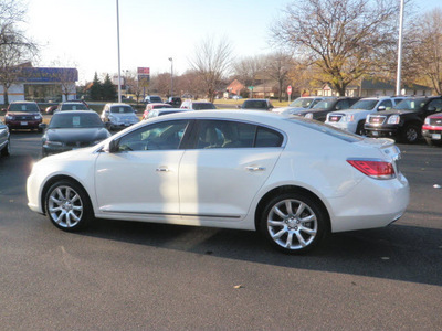 buick lacrosse 2010 off white sedan cxs gasoline 6 cylinders front wheel drive automatic 55124