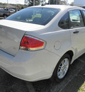 ford focus 2009 white sedan se gasoline 4 cylinders front wheel drive automatic 34474