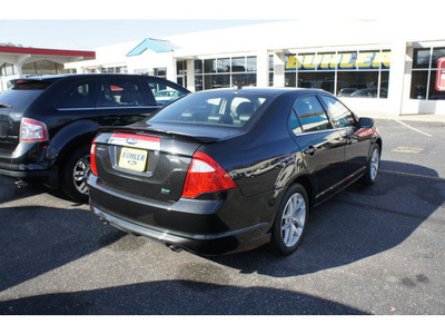 ford fusion 2010 tuxedo black clearc sedan sel flex fuel 6 cylinders front wheel drive automatic with overdrive 07724