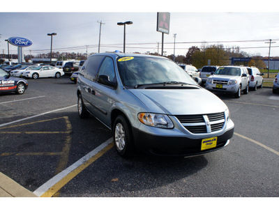 dodge caravan 2005 butane blue van se flex fuel 6 cylinders front wheel drive automatic 07724