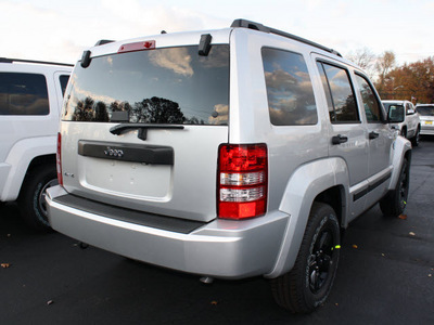 jeep liberty 2012 silver suv sport gasoline 6 cylinders 4 wheel drive automatic 07730