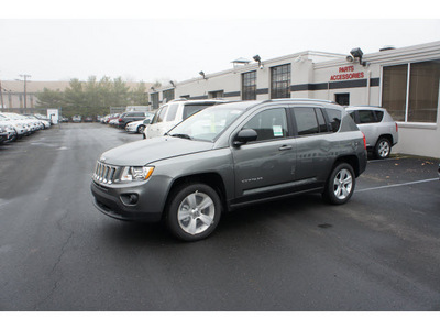 jeep compass 2011 gray suv latitude gasoline 4 cylinders 2 wheel drive automatic with overdrive 08844