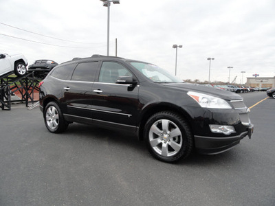 chevrolet traverse 2009 black suv ltz gasoline 6 cylinders all whee drive automatic 60915
