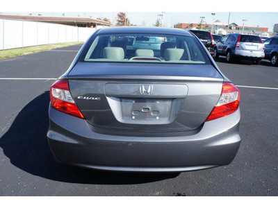 honda civic 2012 dk  gray sedan lx gasoline 4 cylinders front wheel drive 5 speed automatic 47129