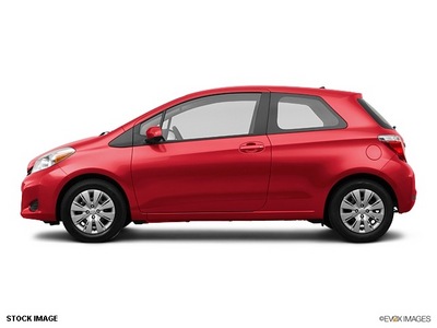 toyota yaris 2012 red hatchback gasoline 4 cylinders front wheel drive not specified 34788