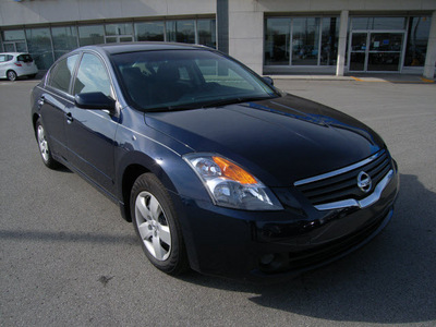 nissan altima 2008 blue sedan 2 5 s gasoline 4 cylinders front wheel drive automatic 46219