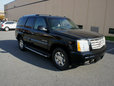 cadillac escalade 2003 black suv gasoline 8 cylinders all whee drive automatic 07012