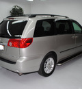 toyota sienna 2009 silver van limited gasoline 6 cylinders front wheel drive automatic 91731