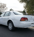 nissan maxima 1997 white sedan se gasoline v6 front wheel drive automatic with overdrive 80012