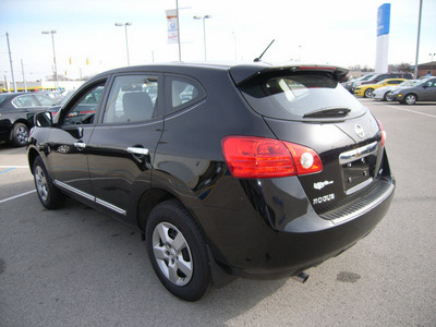 nissan rogue 2011 black suv s awd gasoline 4 cylinders all whee drive automatic 46219