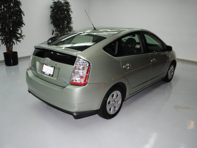 toyota prius 2009 lt  green hatchback touring hybrid 4 cylinders front wheel drive automatic 91731