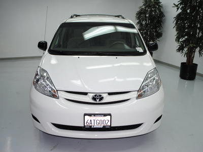 toyota sienna 2007 off white van ce 7 passenger gasoline 6 cylinders front wheel drive automatic 91731