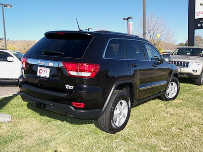 jeep grand cherokee 2012 brilliant black suv laredo gasoline 6 cylinders 4 wheel drive automatic 81212