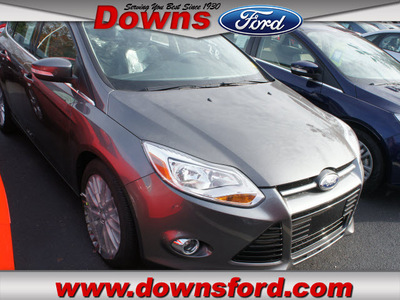 ford focus 2012 gray hatchback sel gasoline 4 cylinders front wheel drive automatic 08753