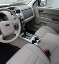 ford escape 2012 white suv xlt gasoline 4 cylinders front wheel drive automatic with overdrive 60546