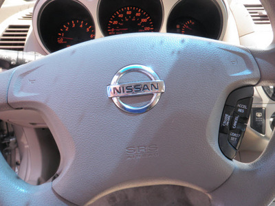 nissan altima 2004 beige sedan 2 5 s gasoline 4 cylinders front wheel drive automatic 28217