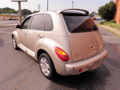 chrysler pt cruiser 2005 gold wagon touring gasoline 4 cylinders front wheel drive automatic 28217