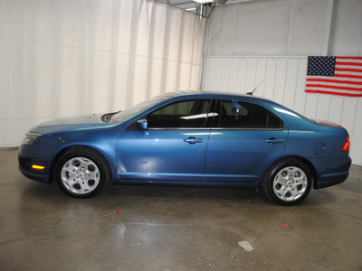 ford fusion 2010 blue sedan se gasoline 4 cylinders front wheel drive automatic with overdrive 76108