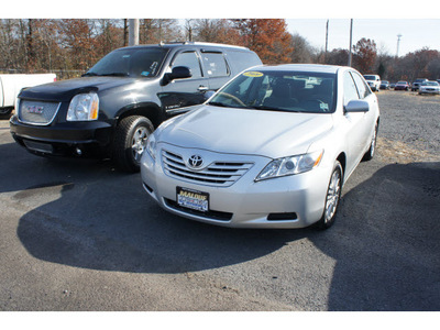 toyota camry 2009 silver sedan le gasoline 4 cylinders front wheel drive automatic with overdrive 08902