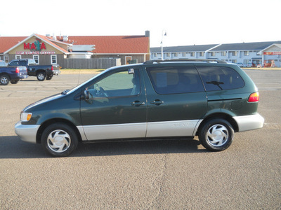 toyota sienna 2000 green van xle gasoline 6 cylinders front wheel drive automatic with overdrive 55811