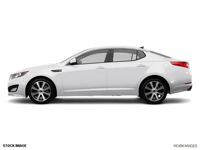 kia optima 2012 white sedan gasoline 4 cylinders front wheel drive not specified 44060