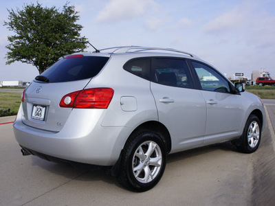nissan rogue 2008 silver suv sl gasoline 4 cylinders front wheel drive automatic with overdrive 76018
