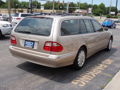 mercedes benz e class 2000 gold wagon e320 4matic gasoline 6 cylinders all whee drive automatic 67210