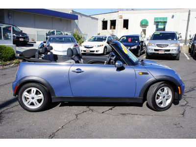 mini cooper 2006 blue gasoline 4 cylinders front wheel drive 5 speed manual 07044