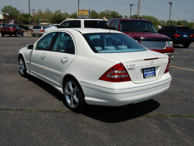 mercedes benz c class 2006 white sedan c230 sport gasoline 6 cylinders rear wheel drive automatic 67210