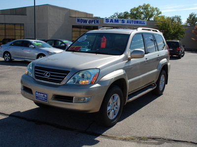 lexus gx 470 2004 dorado gold suv gasoline 8 cylinders 4 wheel drive automatic 67210