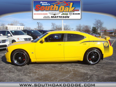dodge charger 2007 yellow sedan srt 8 super bee gasoline 8 cylinders rear wheel drive automatic 60443