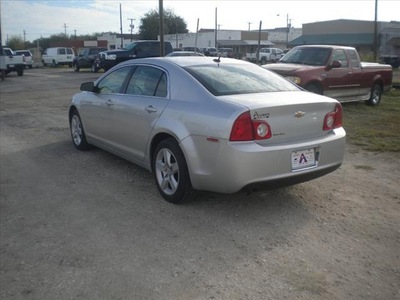 chevrolet malibu 2010 silver sedan gasoline 4 cylinders front wheel drive not specified 78064