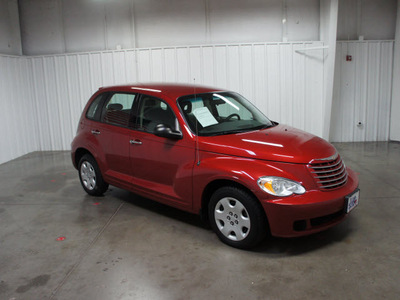 chrysler pt cruiser 2007 dk  red wagon gasoline 4 cylinders front wheel drive automatic with overdrive 76108