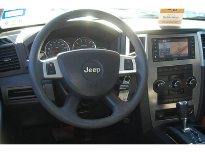 jeep grand cherokee 2010 gray suv laredo gasoline 6 cylinders 2 wheel drive automatic 77090