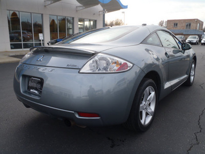 mitsubishi eclipse 2008 gray hatchback gs gasoline 4 cylinders front wheel drive not specified 44410