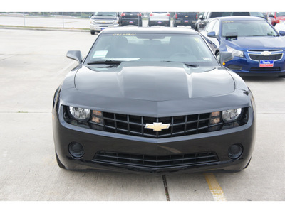 chevrolet camaro 2012 black coupe ls gasoline 6 cylinders rear wheel drive 6 speed manual 77090