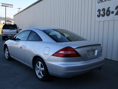 honda accord 2005 silver coupe lx special edition gasoline 4 cylinders front wheel drive automatic 27215