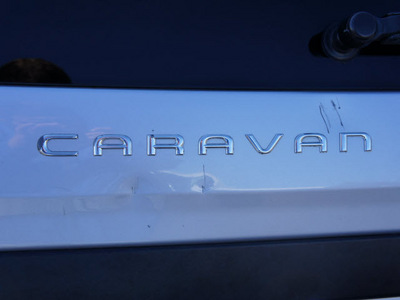 dodge caravan 2003 silver van se flex fuel 6 cylinders front wheel drive automatic 27330