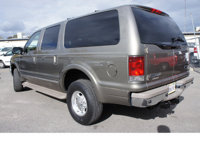 ford excursion 2002 gray suv 4x4 diesel limited diesel 8 cylinders 4 wheel drive automatic 95678