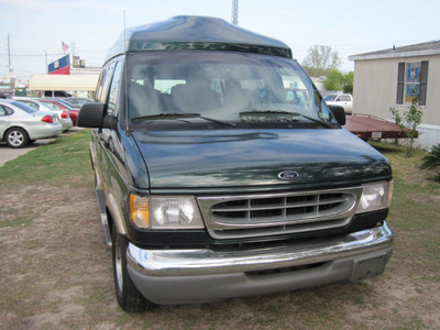 ford e150 2000 green gold van v8 automatic 77379