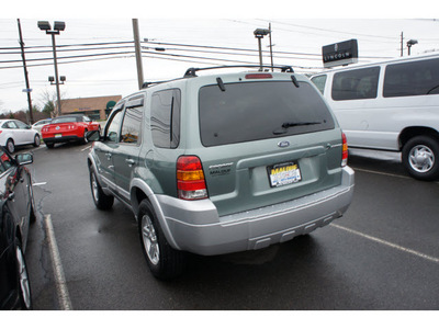 ford escape hybrid 2006 green suv hybrid 4 cylinders all whee drive automatic with overdrive 08902