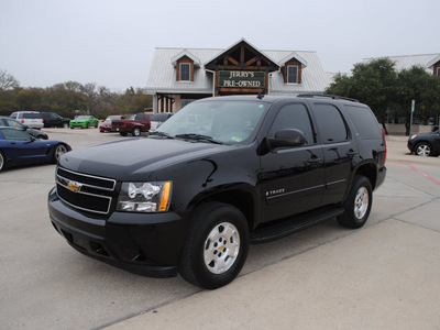 chevrolet tahoe 2009 black suv ls gasoline 8 cylinders 2 wheel drive automatic 76087