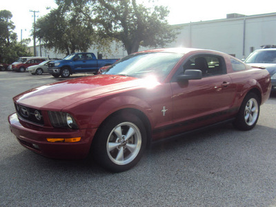 ford mustang 2007 drk red coupe gasoline 6 cylinders rear wheel drive automatic 32901