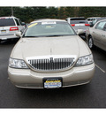lincoln town car 2011 beige sedan signature limited flex fuel 8 cylinders rear wheel drive automatic with overdrive 08902