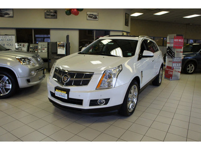 cadillac srx 2010 white suv performance collection gasoline 6 cylinders all whee drive automatic with overdrive 08902
